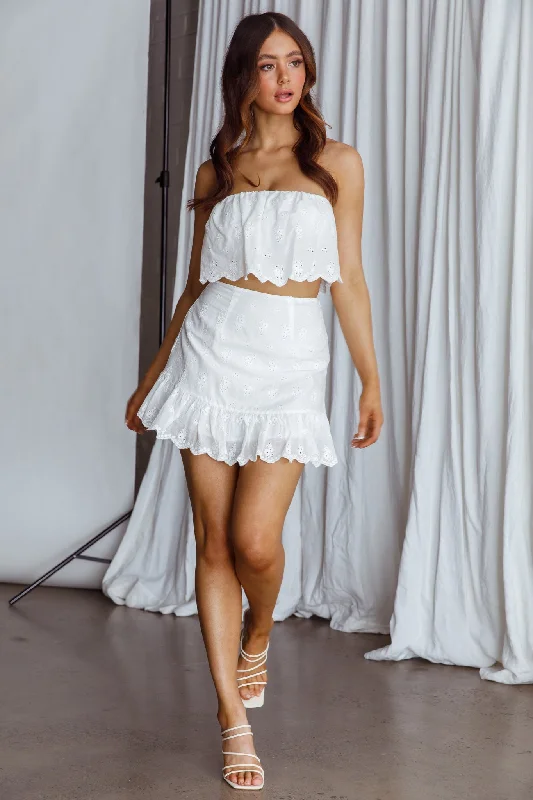 Kyla Scalloped Eyelet Crop Top White